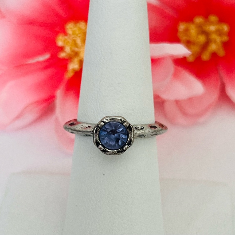 Vintage Silver purple CZ Ring size 7